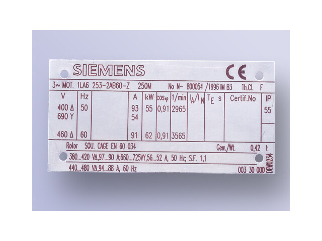 Laserové značení kovových štítků