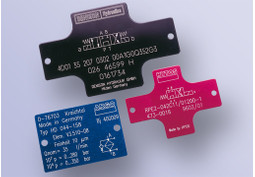 Laserové značení kovových štítků