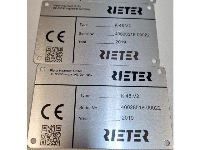 Laserové značení kovových štítků